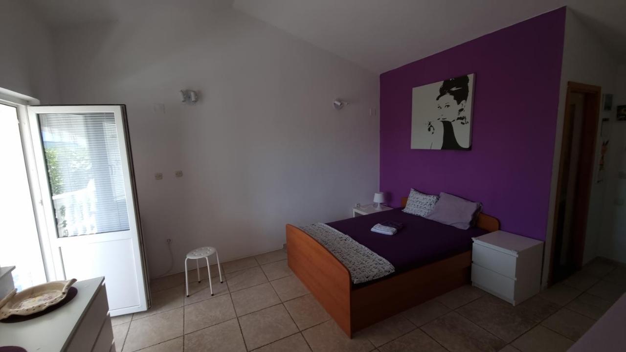 סטאריגרד-פקלניצה Arts Room Jasmina With Sea View Bikers And Pets Are Welcome מראה חיצוני תמונה